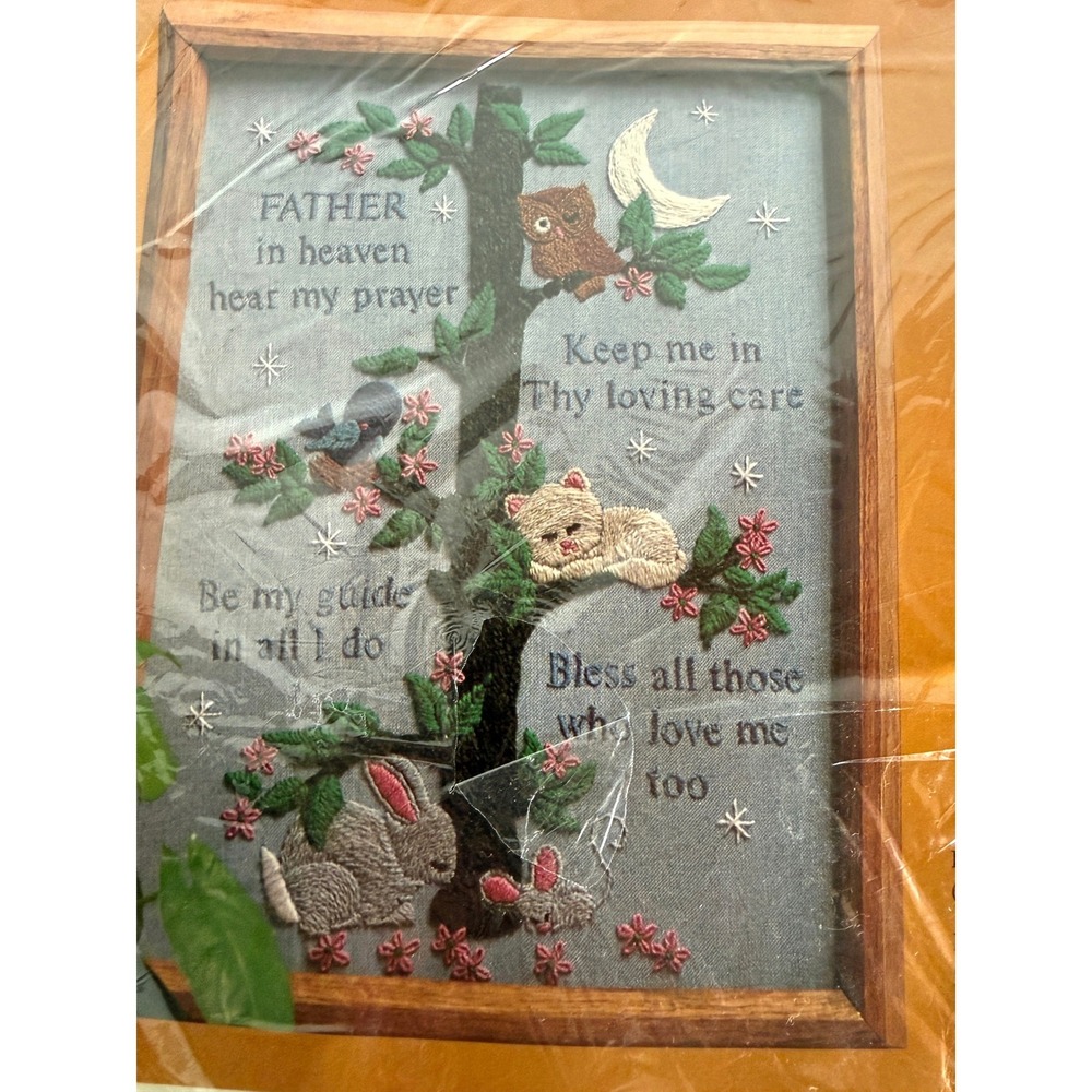 The Creative Circle Child's Prayer Embroidery Kit 12x16 l1985 Nursery Childcore